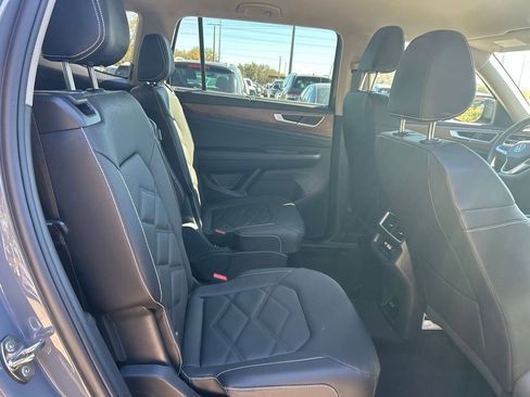 New 2026 Volkswagen Atlas SE FWD image 39