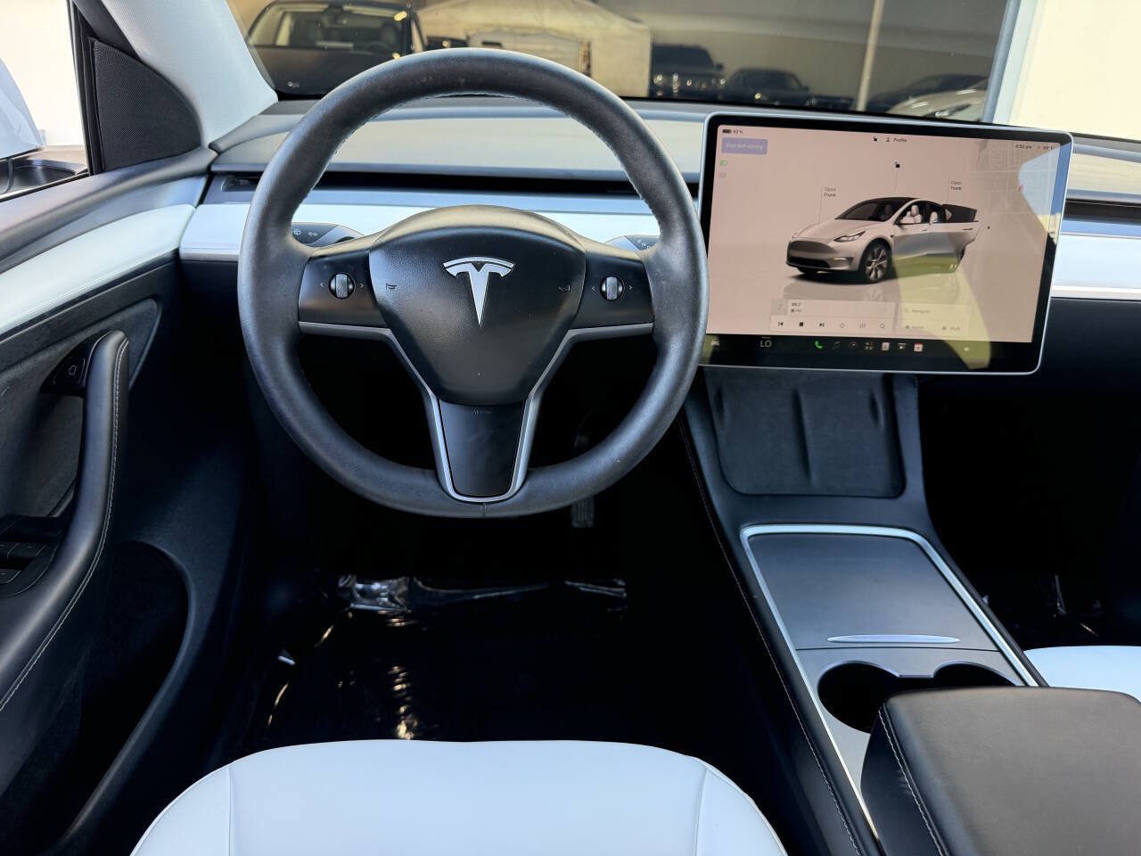 Used 2024 Tesla Model Y Long Range AWD/4WD image 13