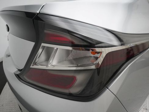 Used 2019 Chevrolet Volt LT FWD image 30