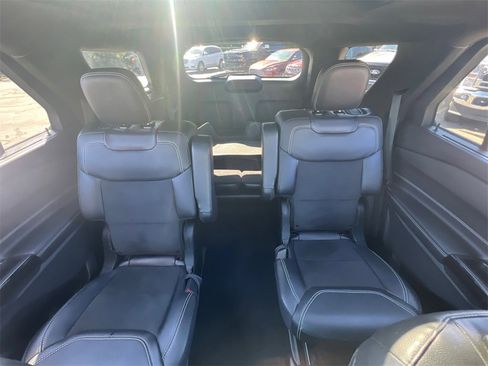 Used 2023 Ford Explorer ST image 32