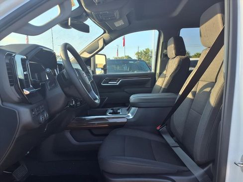 Used 2025 Chevrolet Silverado 2500 LT w/ Z71 Chrome Sport Edition image 12