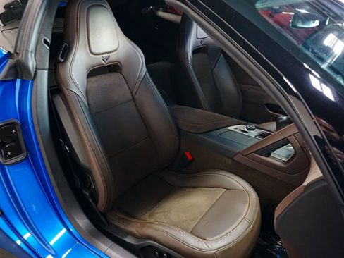 Used 2014 Chevrolet Corvette 2dr Z51 Coupe w/ 3LT Preferred Equipment Group image 36