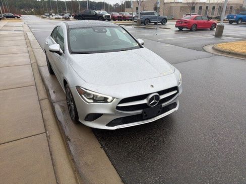 Used 2023 Mercedes-Benz CLA 250 4MATIC w/ Premium Package image 29