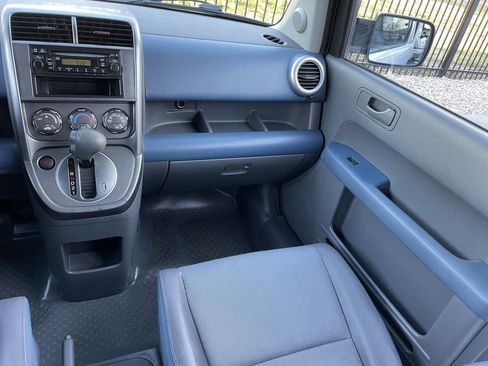 Used 2004 Honda Element LX image 23