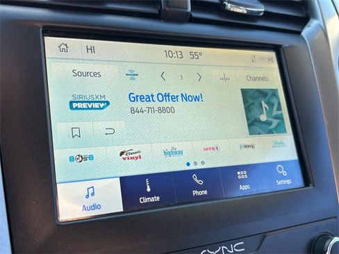 Used 2020 Ford Fusion SE image 29