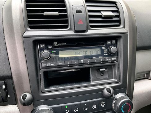 Used 2011 Honda CR-V LX image 25