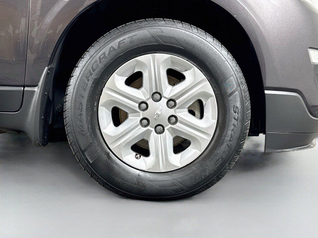 Used 2015 Chevrolet Traverse LS FWD image 39