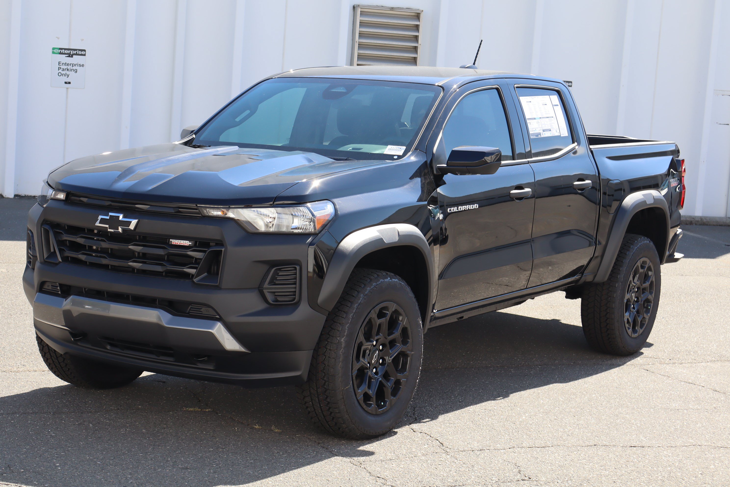 New 2026 Chevrolet Colorado Trail Boss AWD/4WD image 3