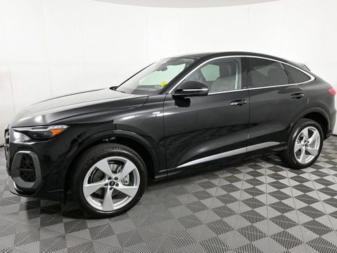 New 2025 Audi Q5 Premium Plus image 28