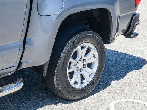 Used 2021 Chevrolet Colorado LT RWD image 11