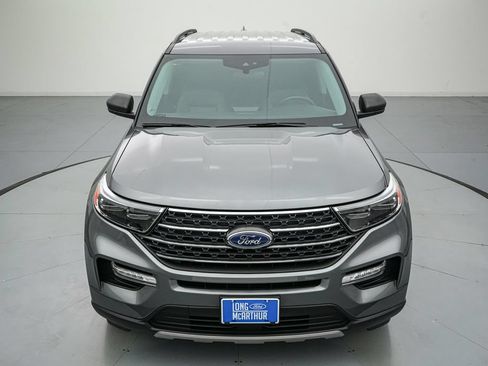 Certified 2023 Ford Explorer XLT w/ Equipment Group 202A AWD/4WD image 9