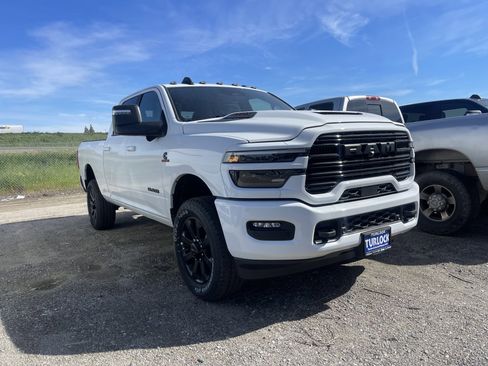 New 2026 RAM 2500 Laramie w/ Night Edition image 14