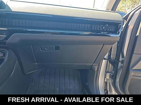 Used 2024 Honda CR-V EX-L image 10