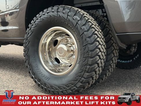 Used 2024 RAM 3500 Tradesman w/ Chrome Appearance Group AWD/4WD image 11