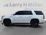 Used 2017 Cadillac Escalade Luxury image 3
