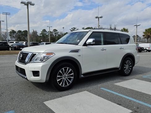 Used 2020 Nissan Armada SL w/ Premium Package image 2