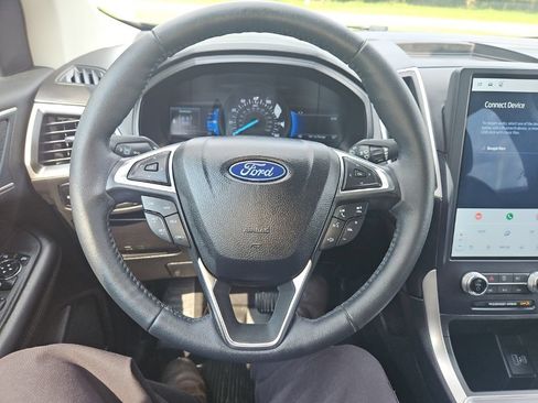 Used 2024 Ford Edge SEL w/ Convenience Package AWD/4WD image 16