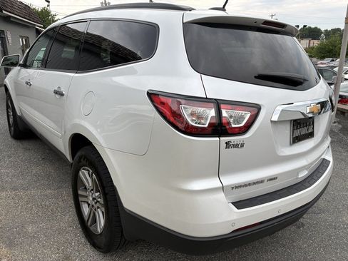 Used 2017 Chevrolet Traverse LT AWD/4WD image 6