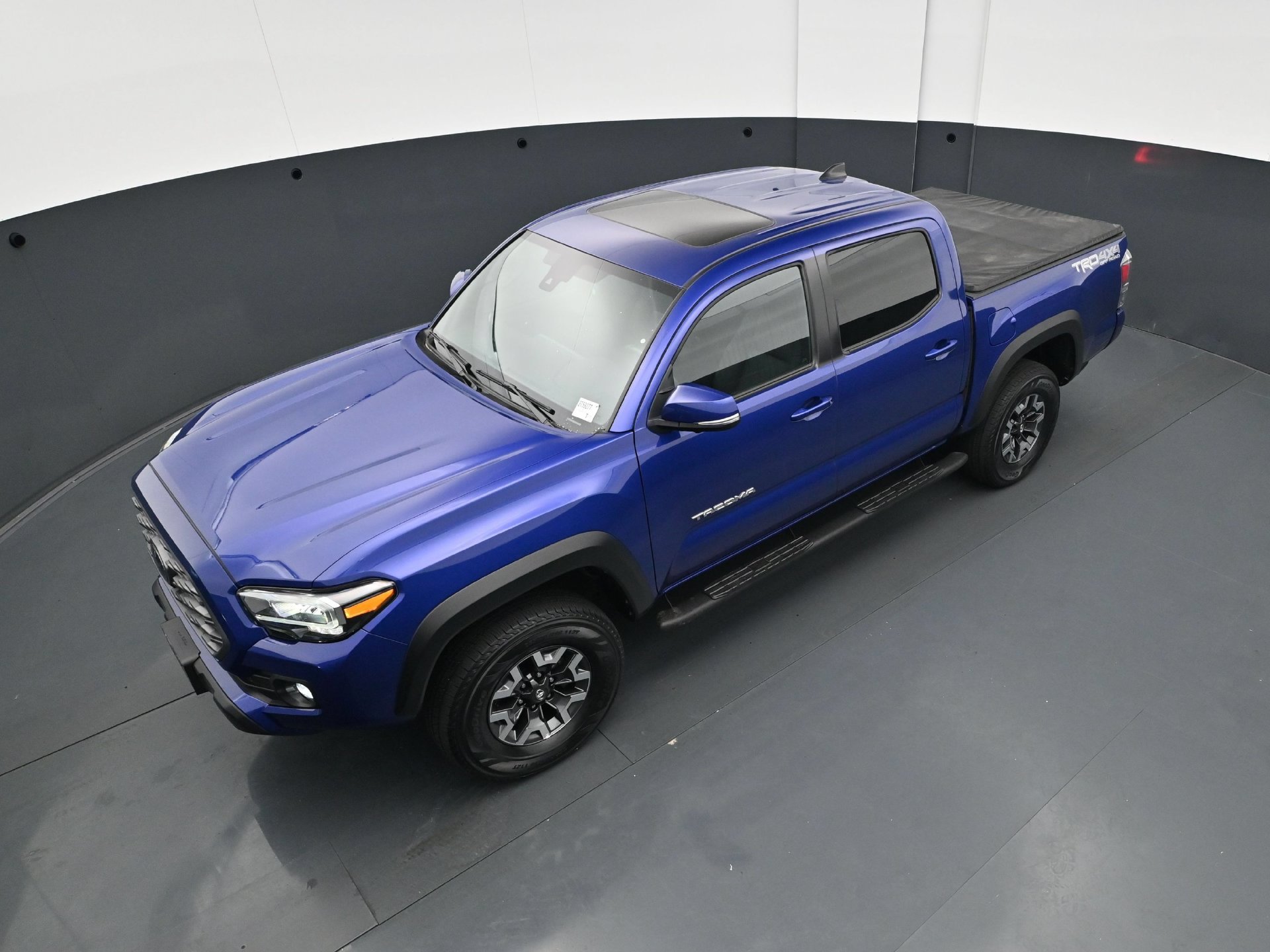 Used 2022 Toyota Tacoma TRD Off-Road w/ TRD Premium Off Road Package AWD/4WD image 39