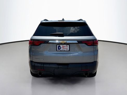 Used 2023 Chevrolet Traverse LT FWD image 6