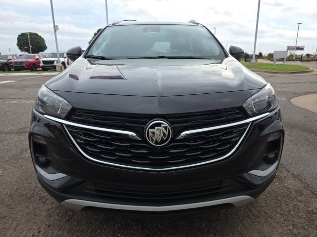 Used 2022 Buick Encore GX Select w/ Advanced Technology Package FWD image 2