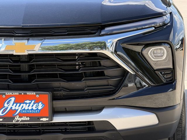 Used 2025 Chevrolet TrailBlazer LT w/ Convenience Package FWD image 10