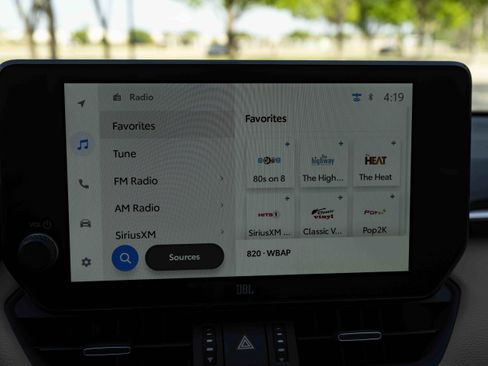 Used 2025 Toyota RAV4 Limited image 29