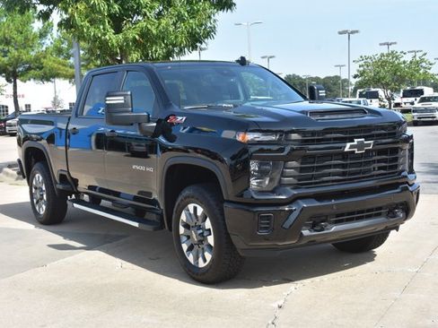 New 2026 Chevrolet Silverado 2500 Custom w/ Custom Value Package AWD/4WD image 3