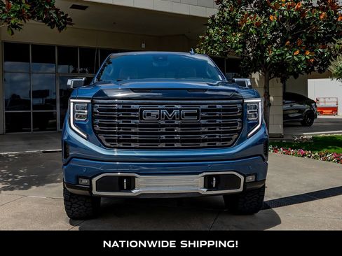 Used 2025 GMC Sierra 1500 Denali Ultimate AWD/4WD image 4
