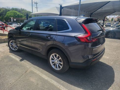 Used 2025 Honda CR-V EX image 11