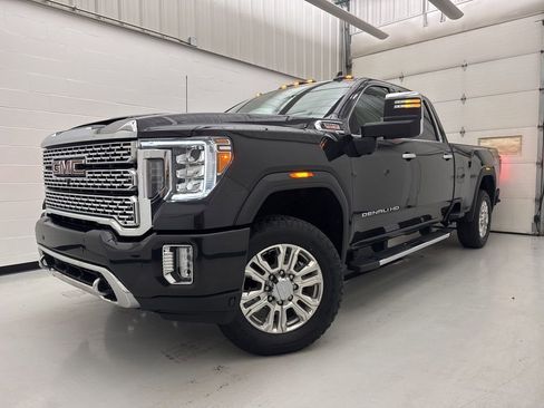 Used 2020 GMC Sierra 3500 Denali w/ Denali Ultimate Package image 14