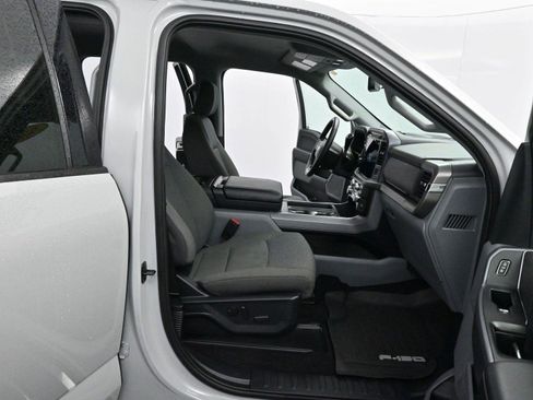 Used 2024 Ford F150 XLT w/ Equipment Group 302A MID image 31