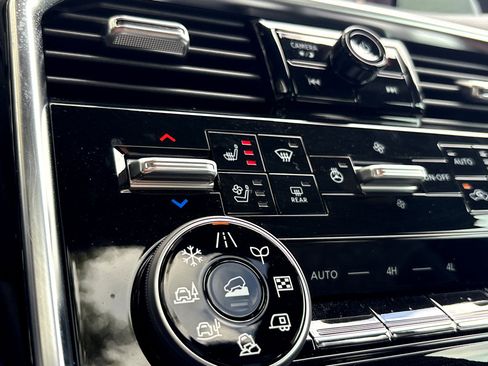 New 2026 Nissan Armada Platinum Reserve AWD/4WD image 8