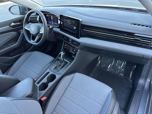 New 2026 Volkswagen Jetta SE image 12