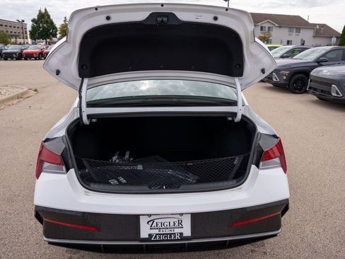 New 2025 Hyundai Elantra Sport image 10