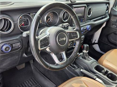 Used 2020 Jeep Wrangler Unlimited Sahara AWD/4WD image 12