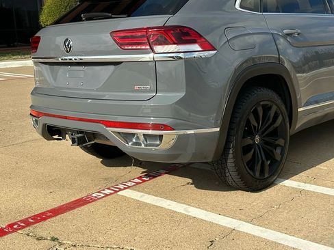 Used 2022 Volkswagen Atlas Cross Sport SEL Premium R-Line w/ Cross Sport MDO Package image 6