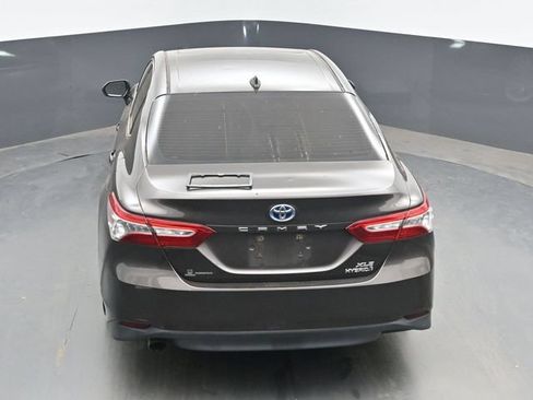 Used 2018 Toyota Camry XLE w/ Audio Package FWD image 38