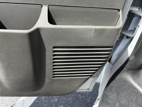 Used 2021 GMC Savana 2500 w/ Driver Convenience Package RWD image 17