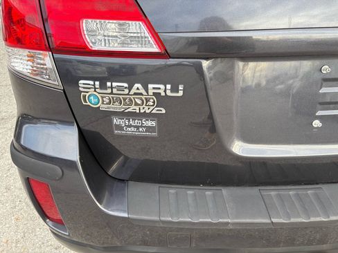 Used 2011 Subaru Outback 2.5i AWD/4WD image 9
