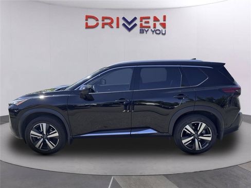 Used 2023 Nissan Rogue SL w/ SL Premium Package FWD image 7