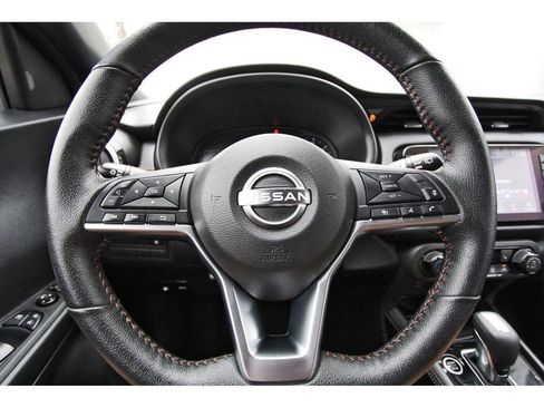 Used 2024 Nissan Kicks SR w/ SR Premium Package FWD image 14