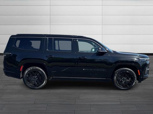 New 2026 Jeep Grand Wagoneer Limited AWD/4WD image 3