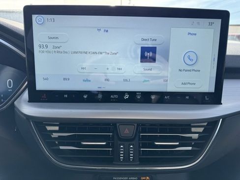 Used 2025 Ford Escape Platinum w/ Premium Technology Package image 26