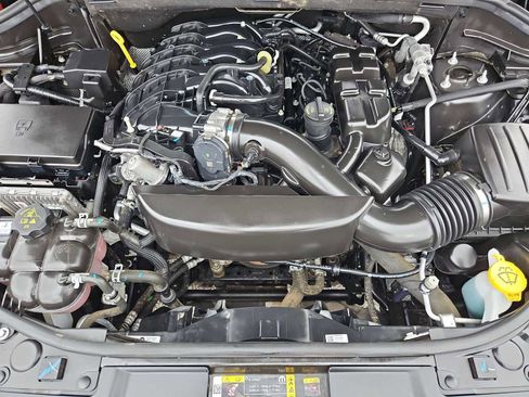 Used 2024 Dodge Durango GT RWD image 30