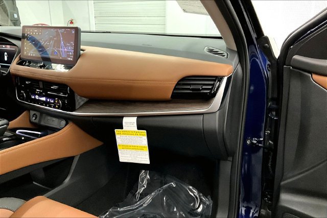 New 2026 Nissan Rogue Platinum AWD/4WD image 37