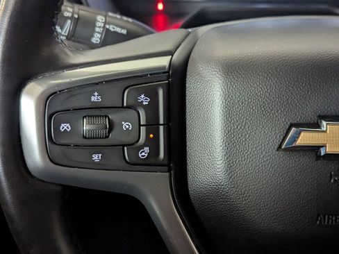 Used 2023 Chevrolet Suburban Premier image 96