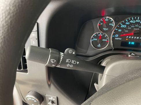 New 2026 Chevrolet Express 2500 w/ Driver Convenience Package RWD image 9