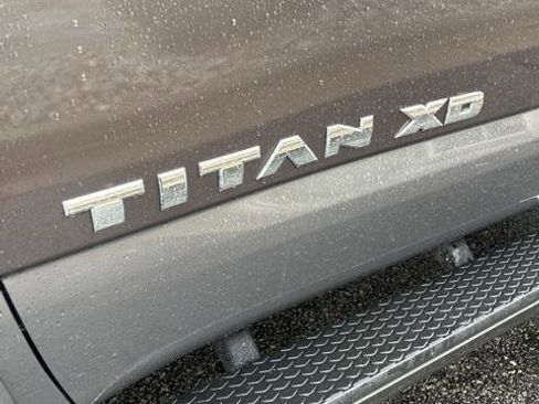 Used 2018 Nissan Titan Platinum Reserve w/ Platinum Utility Package image 13