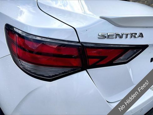 Used 2021 Nissan Sentra SR FWD image 27